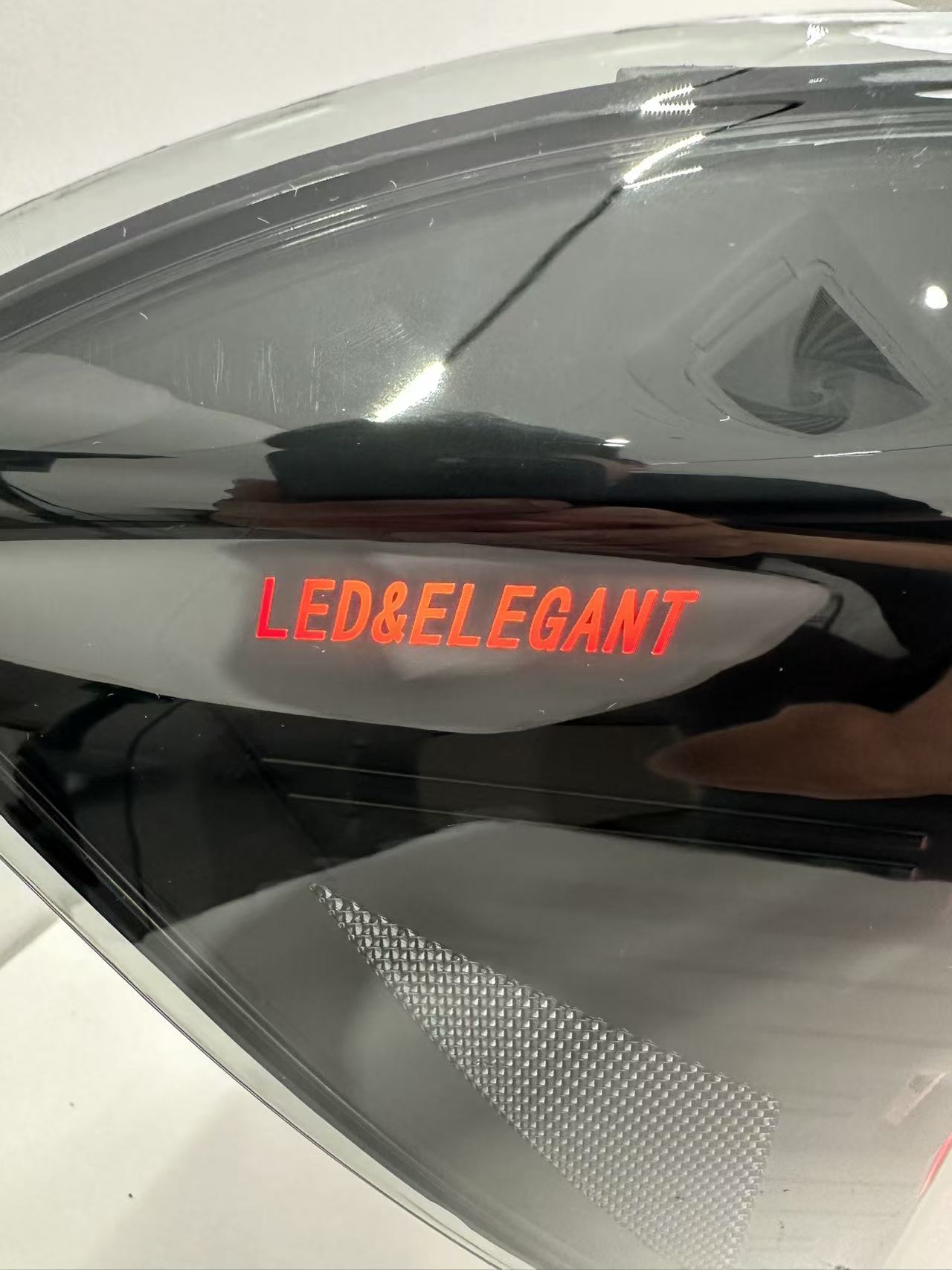 BMW 1 Serisi F20 2011-2014 İçi - Union Lighting & Decor Hours incelemesi ve fiyatı