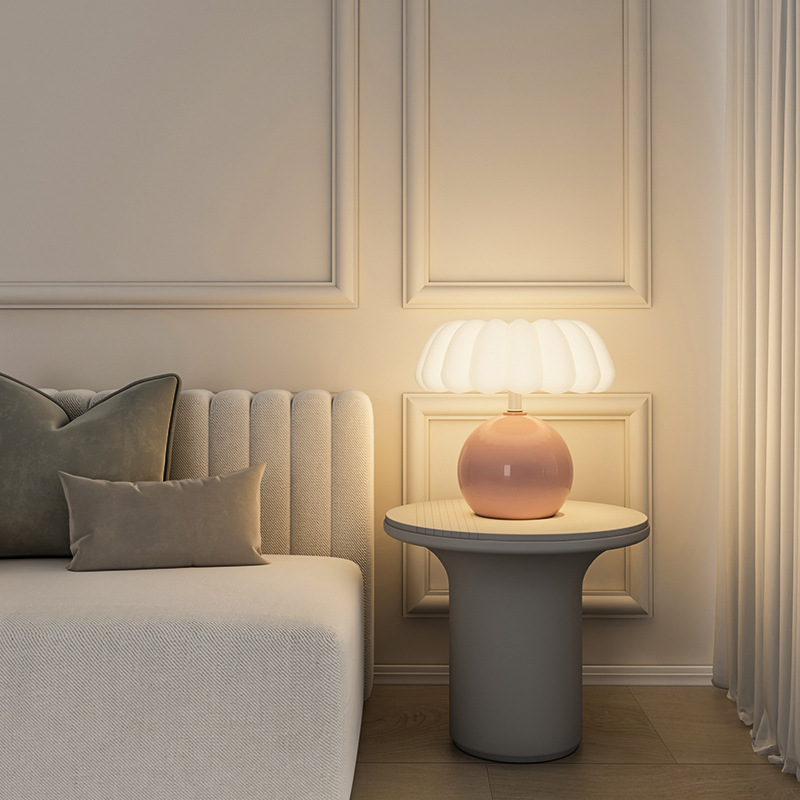 Krem tarzı başucu masa lambası - Mushroom Table Lamp incelemesi ve fiyatı
